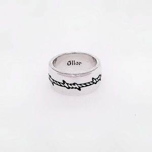 Ollor Silver Barbed Wire Ring